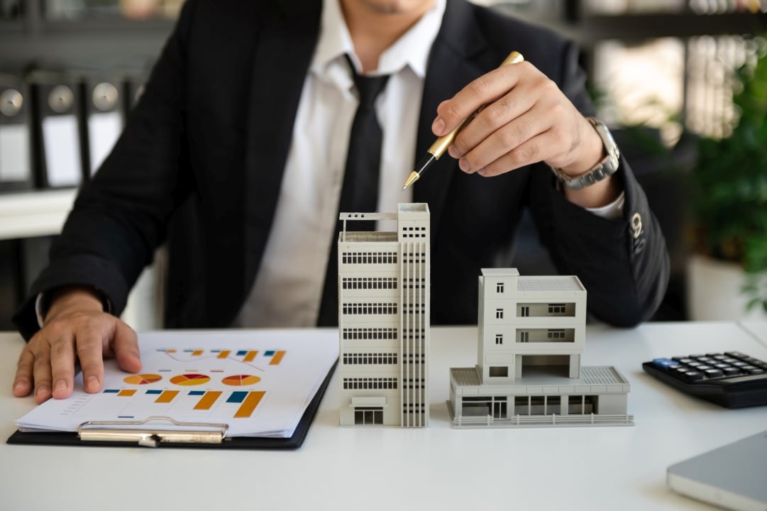 Commercial real estate market analysis showing emerging market indicators and development opportunities